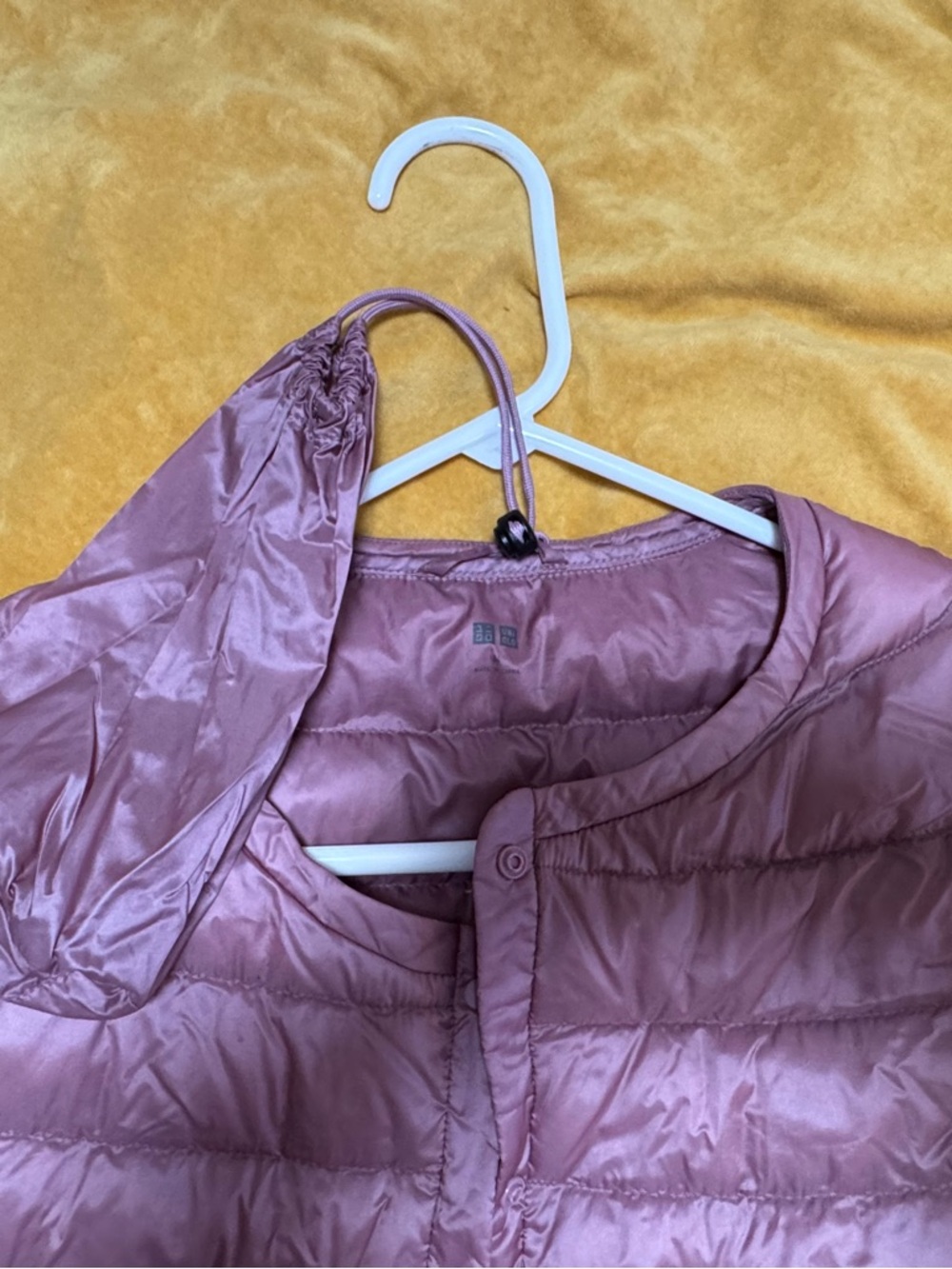 Uniqlo Women's Lightweight Puffer Jacket in Dusty Rose
